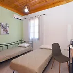Appartamento Captain Ilias House Chalki Chalki Town