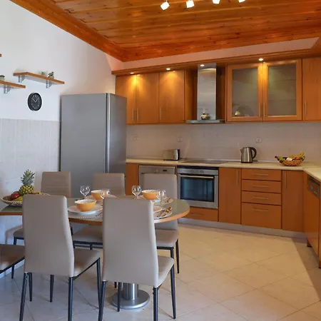 Captain Ilias House Chalki Халки