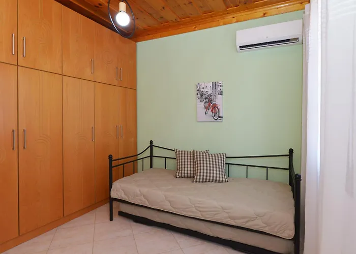 Captain Ilias House Chalki Appartement *